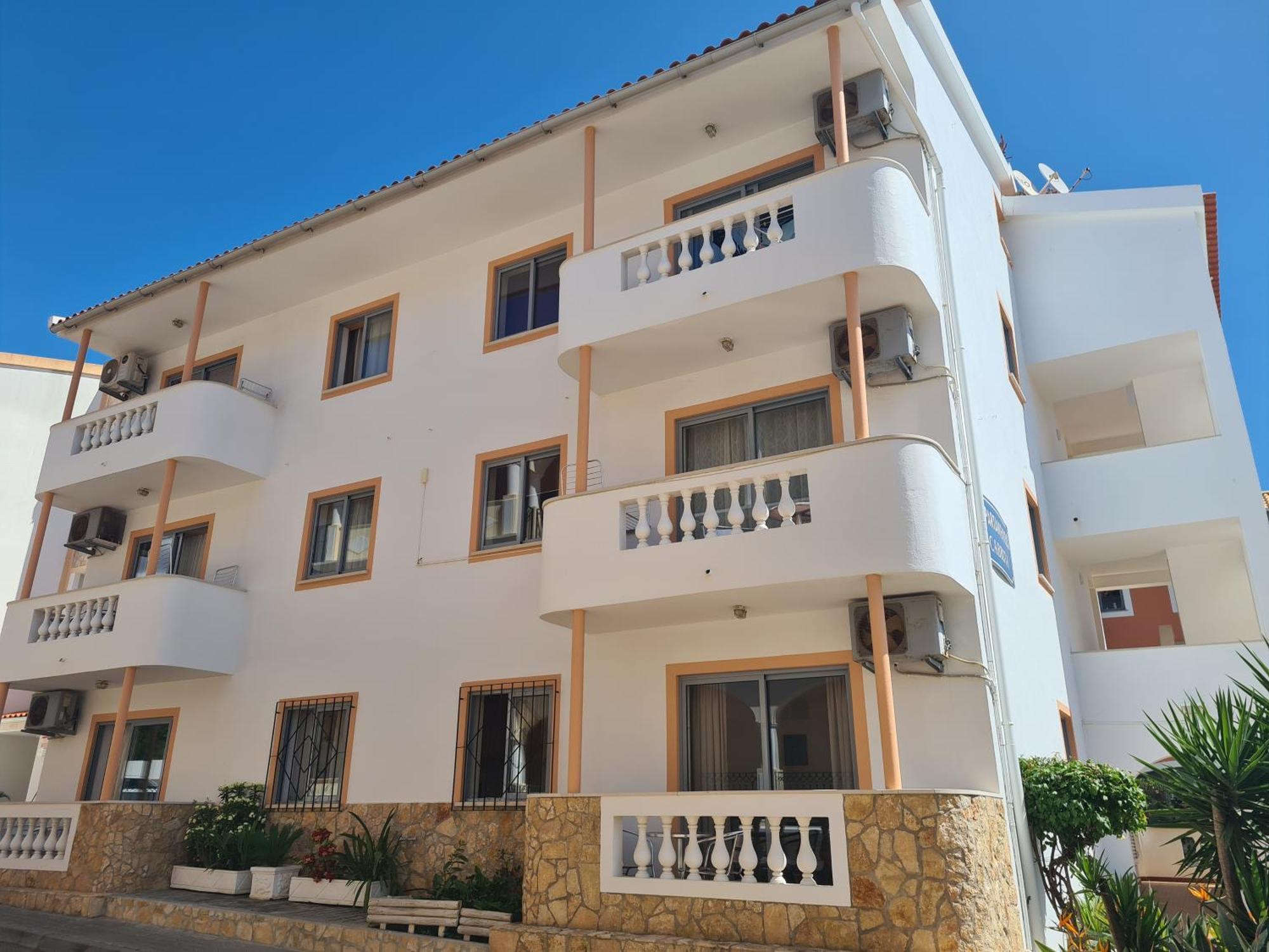 Apartamentos Cabrita オーリョス・デ・アーグァ エクステリア 写真